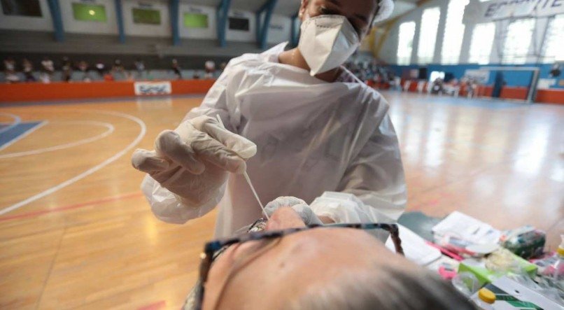 REMÉDIO Medicamento tem papel na inibição das proteínas das células hospedeiras, reduzindo produção de mais vírus no corpo humano