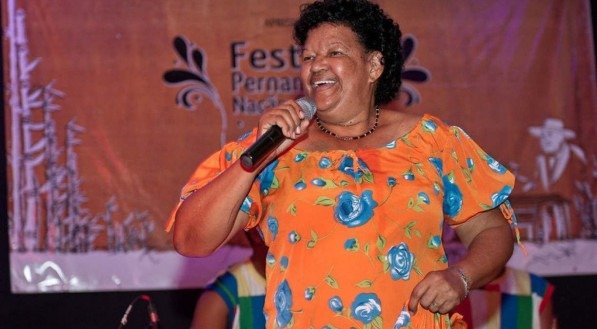 Morre Aurinha do Coco, uma das guardiãs do Coco de Roda em Pernambuco, nesta quinta