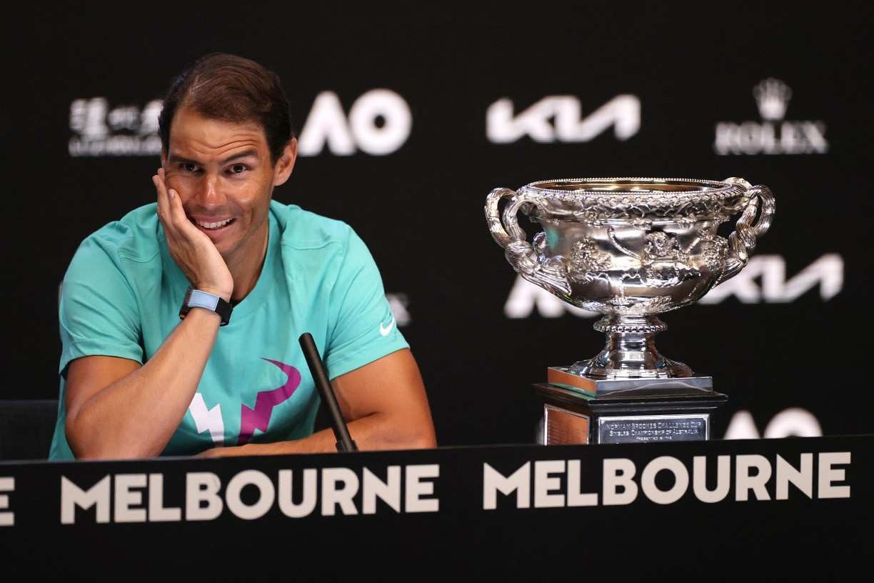 Australian Open: campeão, Rafael Nadal se emociona com história de superação que quase o deixou de fora do Grand Slam