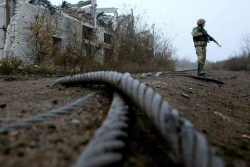 A anexa&ccedil;&atilde;o formal ocorreu em 18 de mar&ccedil;o de 2014, depois que a Crimeia votou em um referendo controverso para se tornar parte da R&uacute;ssia