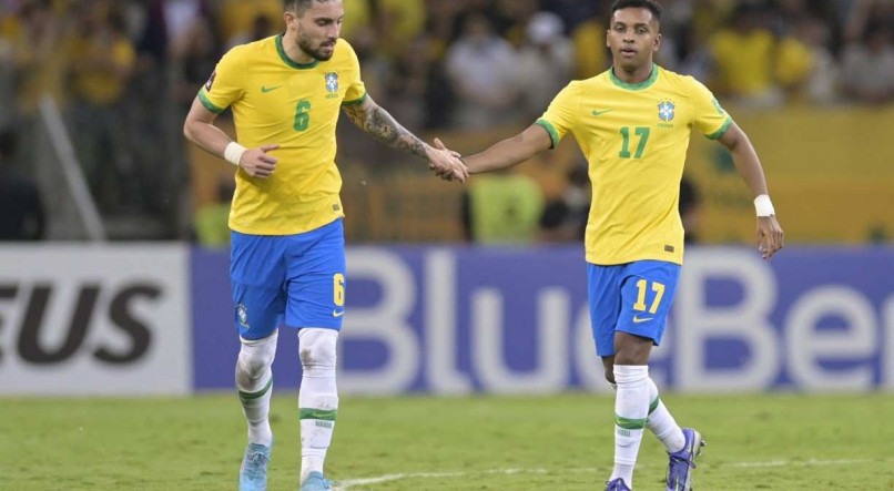 Alex Telles e Rodrygo dever&atilde;o ser titulares do Brasil contra o Marrocos hoje (25)