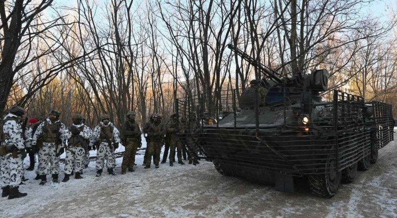 Exerc&iacute;cio militar da Ucr&acirc;nia em Pripyat, perto da Usina Nuclear de Chernobyl