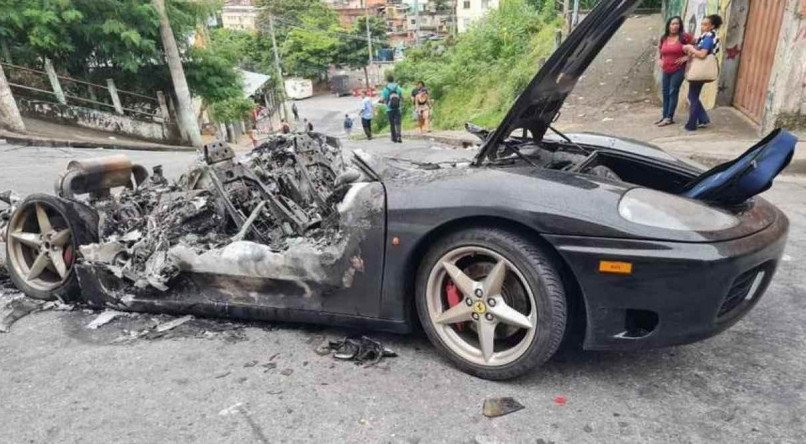 Estado da Ferrari após o incêndio 