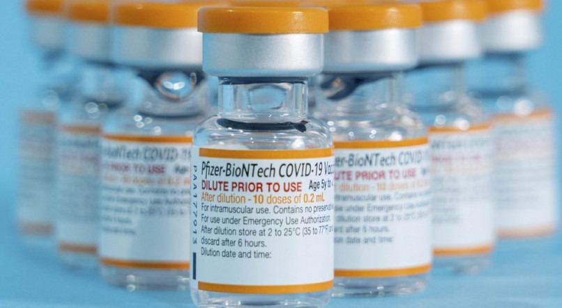  Pfizer-BioNTech vai entregar vacinas bivalentes contra a covid-19
