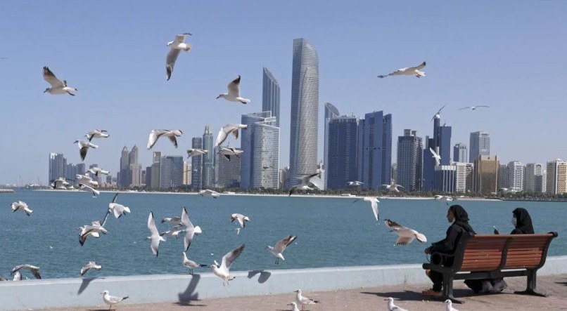 Abu Dabhi, capital dos Emirados Árabes Unidos.