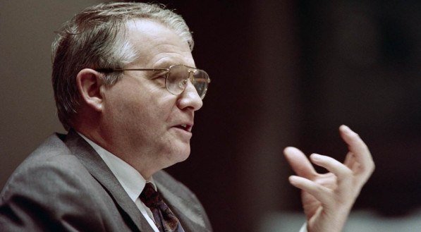 Morre Luc Montagnier, Nobel de Medicina e descobridor do HIV