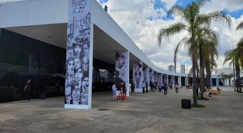  O Memorial da América Latina é um centro cultural, político e de lazer, inaugurado em 18 de março de 1989 na cidade de São Paulo