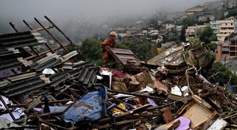 Destruição causada pela chuva em Petrópolis 