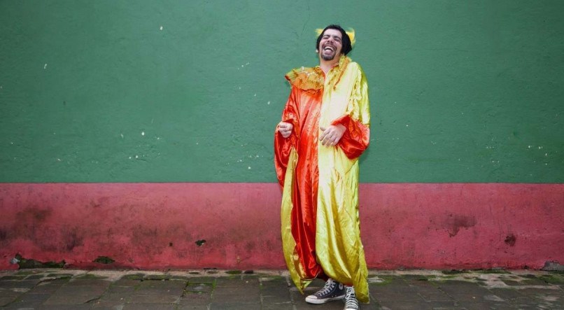 MÚSICA Cantor Chinaina lança EP "Carnaval da Vingança"