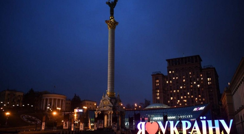 Monumento da independ&ecirc;ncia, no centro de Kiev, &eacute; importante local hist&oacute;rico, pol&iacute;tico e cultural da Ucr&acirc;nia