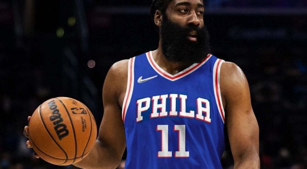 O Philadelphia 76ers se despede do veterano James Harden.