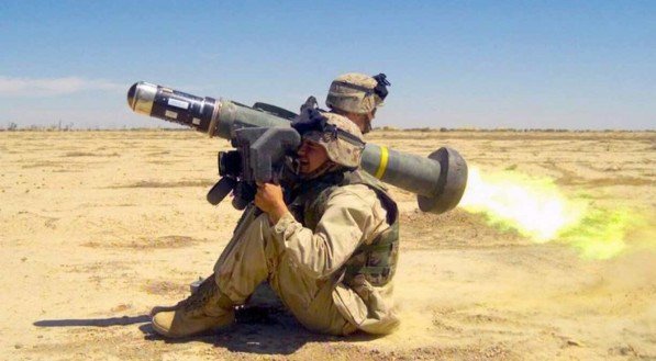 o lança-míssil FGM-148 Javelin fabricado pela americana Raytheon and Lockheed Martin cujo designe Texas Instruments. 