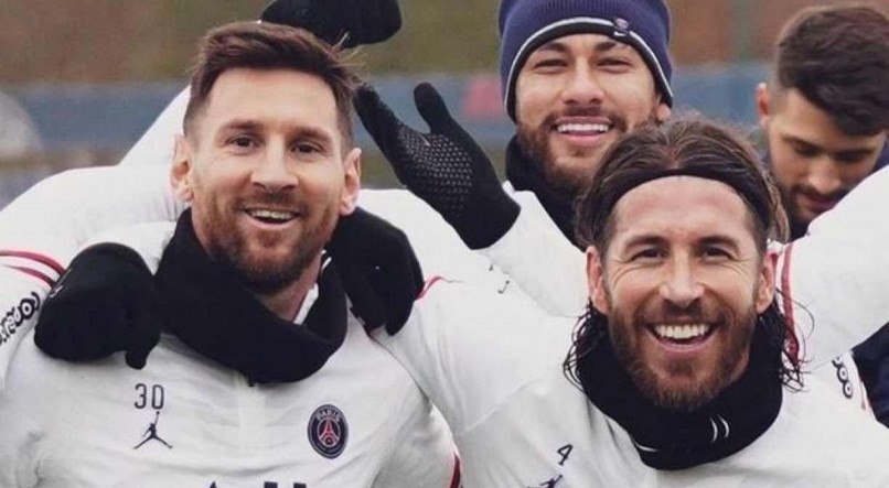 Messi, Neymar e Sergio Ramos são colegas de PSG