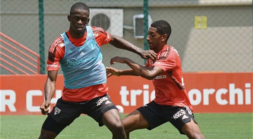 S&atilde;o Paulo realizou no CT da Barra Funda o &uacute;ltimo treino antes de enfrentar o &Aacute;gua Santa pelo Campeonato Paulista