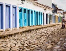6 cidades que parecem saídas de um filme — e você pode visitar