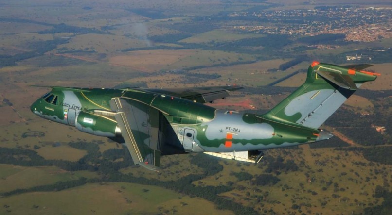 Aeronave KC-390 Millennium da Força Aérea Brasileira (FAB) irá resgatar brasileiros