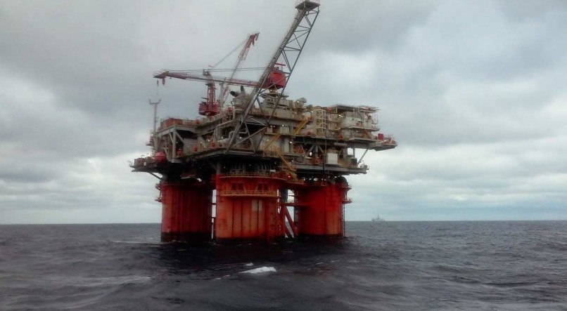 Petróleo Brent do Mar do Norte chegou a passar or US$ 90 pela primeira vez desde novembro