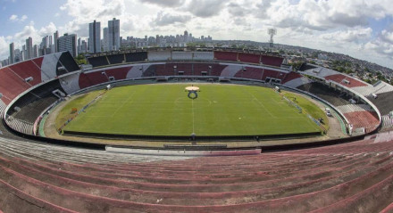 Estádio do Arruda, Santa Cruz