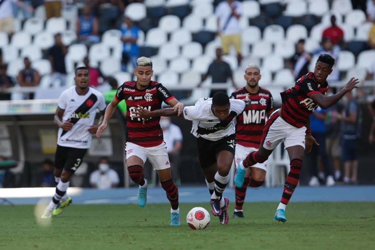 ONDE ASSISTIR TRANSMISSÃO DO JOGO DO VASCO HOJE (5)? Vai passar na BAND ou  CAZÉTV? Assista FLAMENGO X VASCO ao vivo e online grátis