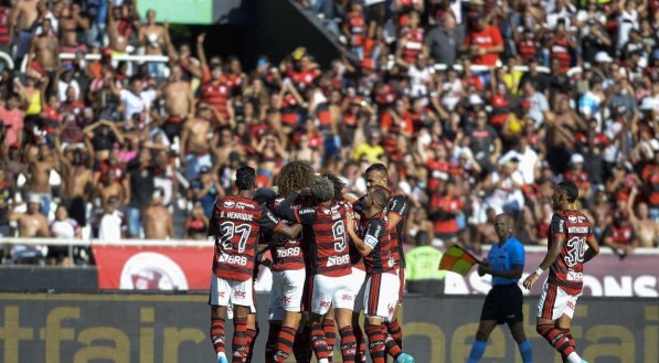 Time do Flamengo e sua torcida