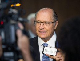 Brasil fará consulta à OMC sobre tarifas, diz Alckmin