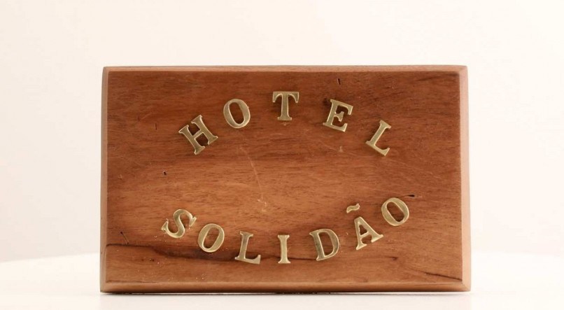 OBRA Hotel Solidão, de Marcelo Silveira, é um dos trabalhos vendido em múltiplos
