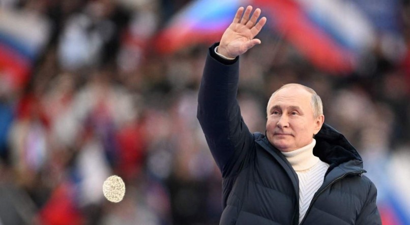 CRIMEIA Patriotismo e problemas técnicos marcam evento de Putin