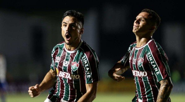 O Fluminense encara o Uni&oacute;n Santa Fe nesta ter&ccedil;a-feira (26)