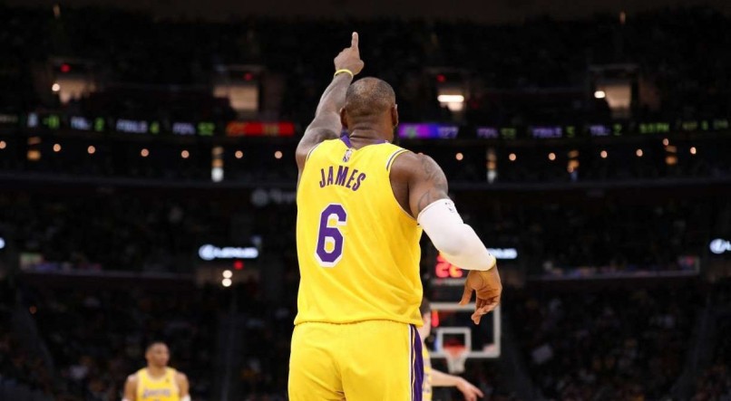 LeBron James &eacute; o astro do Los Angeles Lakers