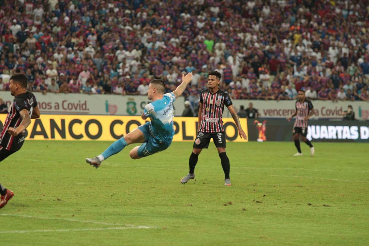 O primeiro tempo entre Fortaleza x Atlético-BA pela Copa do Nordeste acabou empatado