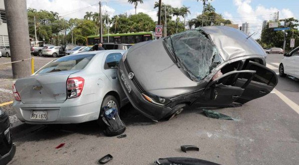 Custo do trânsito: internações de vítimas do trânsito em Pernambuco custaram mais de R$ 10 milhões por ano ao SUS
