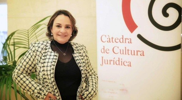 Monica Carvalho, diretor de Jornalismo da Rádio e TV Jornal, será homenageada pela OBA-PE