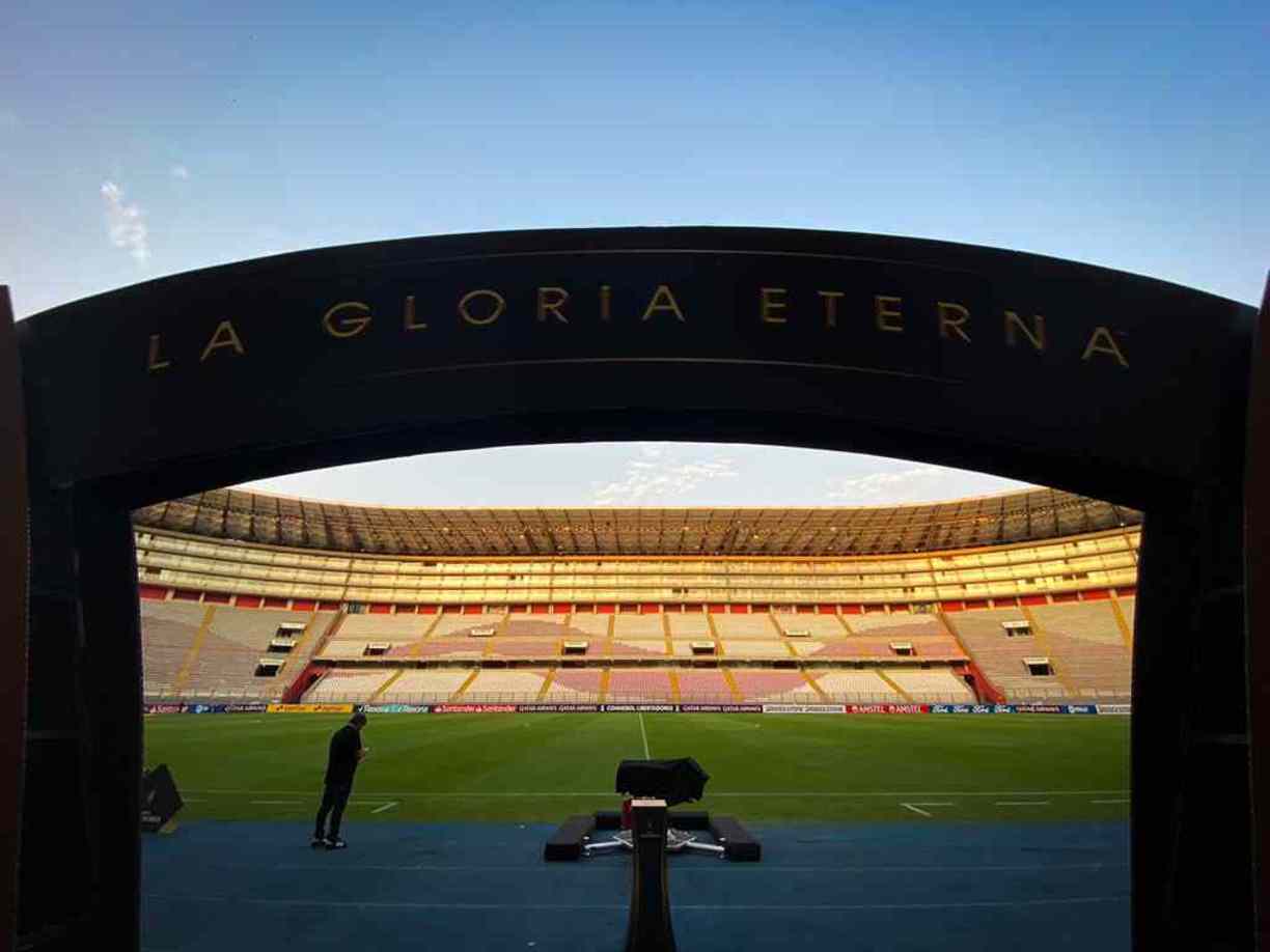 O Estádio Nacional de Lima é o palco da estreia do Flamengo na Libertadores contra o Sporting Cristal