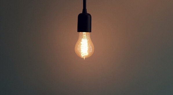 Conta de luz: Aneel propõe aumento de até 57% nos valores das bandeiras tarifárias