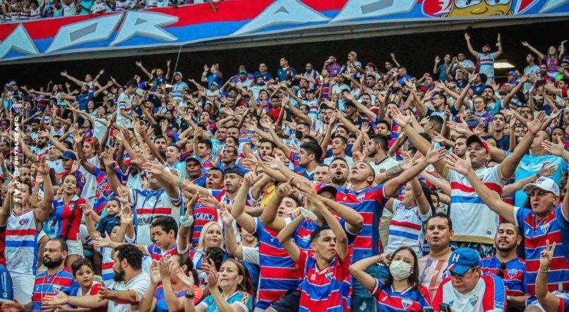 A torcida do Fortaleza sempre  faz grande festa, especialmente na Libertadores.