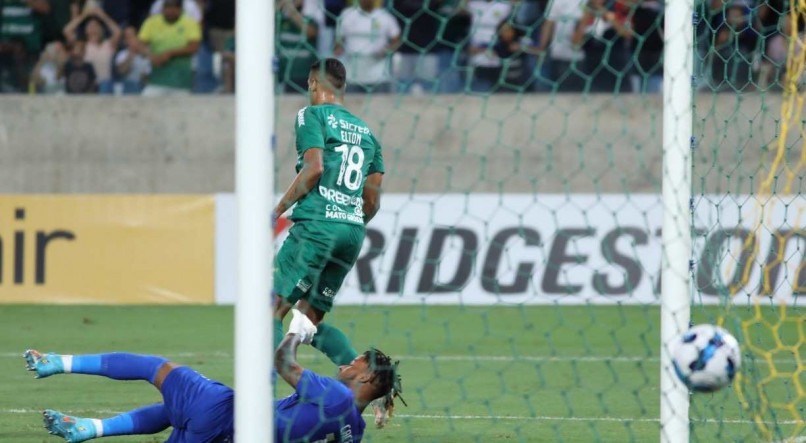 Cuiabá marcou o gol da Sul-Americana com Elton.