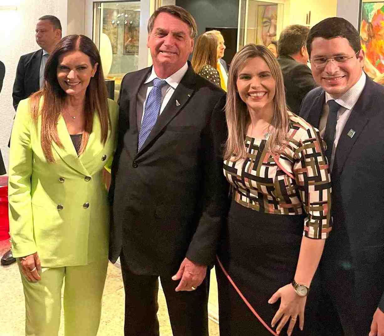 Casal aposta no conservadorismo desde sempre e ganhou terceiro mandato mais votado na Câmara do Recife