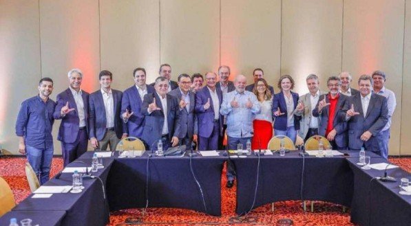 Entidade recorre ao TSE após ausência de negros em reunião do PT com PSB