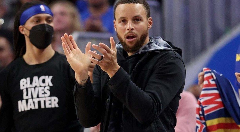 Stephen Curry perdeu os jogos finais da temporada regular da NBA