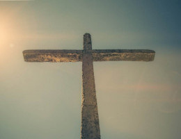 A cruz é um dos símbolos da Páscoa Cristã
