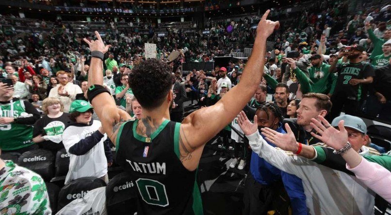 Jayson Tatum fez o ponto da vitória do Boston Celtics contra o Brooklyn Nets no Jogo 1 dos Playoffs da NBA