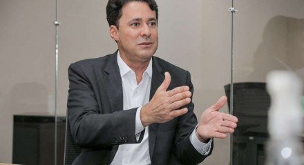   Candidato ao Governo de Pernambuco Anderson Ferreira  e  o Ministro do turismo -Gilson Machado, visitam o JC
