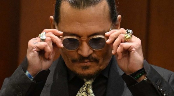 Johnny Depp Encontrado Desacordado Em Quarto De Hotel Veja Estado De Sa De Do Ator