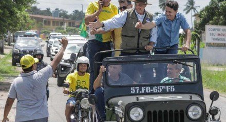 Anderson Ferreira e Gilson Machado na caravana de pré-campanha