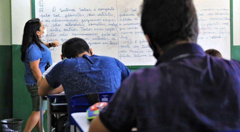 O Dia dos Professores &eacute; comemorado na data 15 de outubro