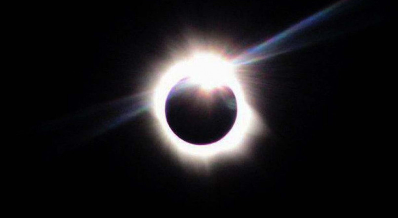Saiba que horas ocorrer&aacute; o eclipse solar no dia 14 de outubro