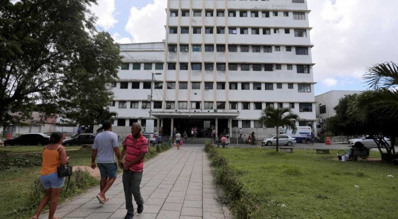 ATENDIMENTO Hospital Barão de Lucena, no Recife, é uma das unidades com problemas