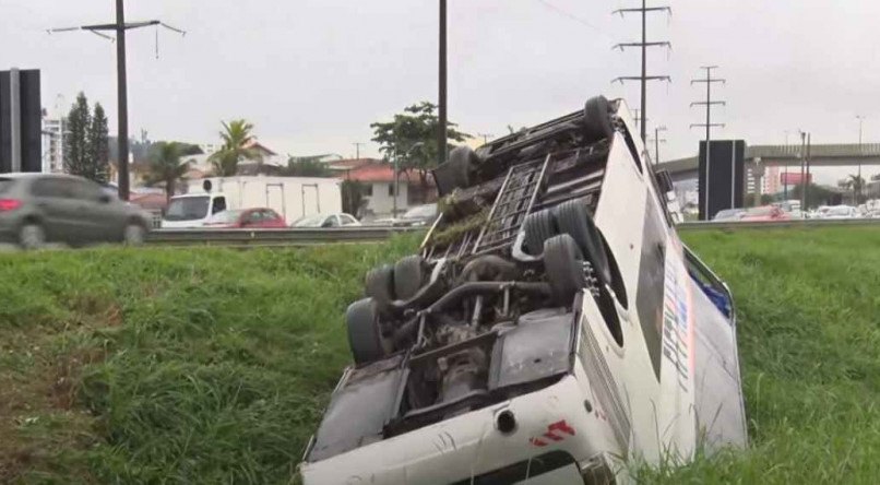 As torcedoras do Avaí não estavam mais no ônibus quando o acidente ocorreu