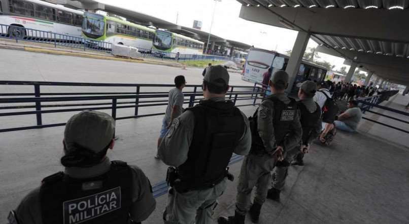 S&atilde;o 211 PMs para atender aos 26 TIs da RMR e ao Terminal de Santa Rita, no Centro do Recife