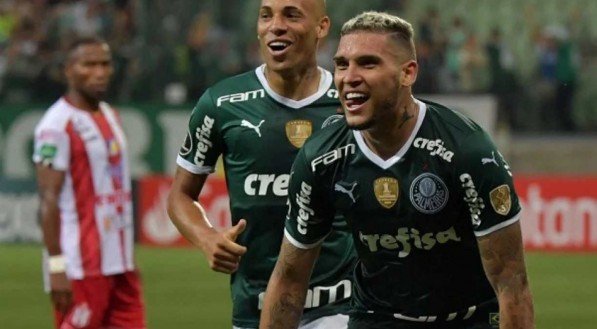 O Palmeiras goleou o Independiente Petrolero na partida de ida por 8x1.